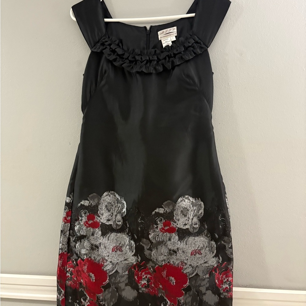 Chic Black and Red Floral Midi Dress